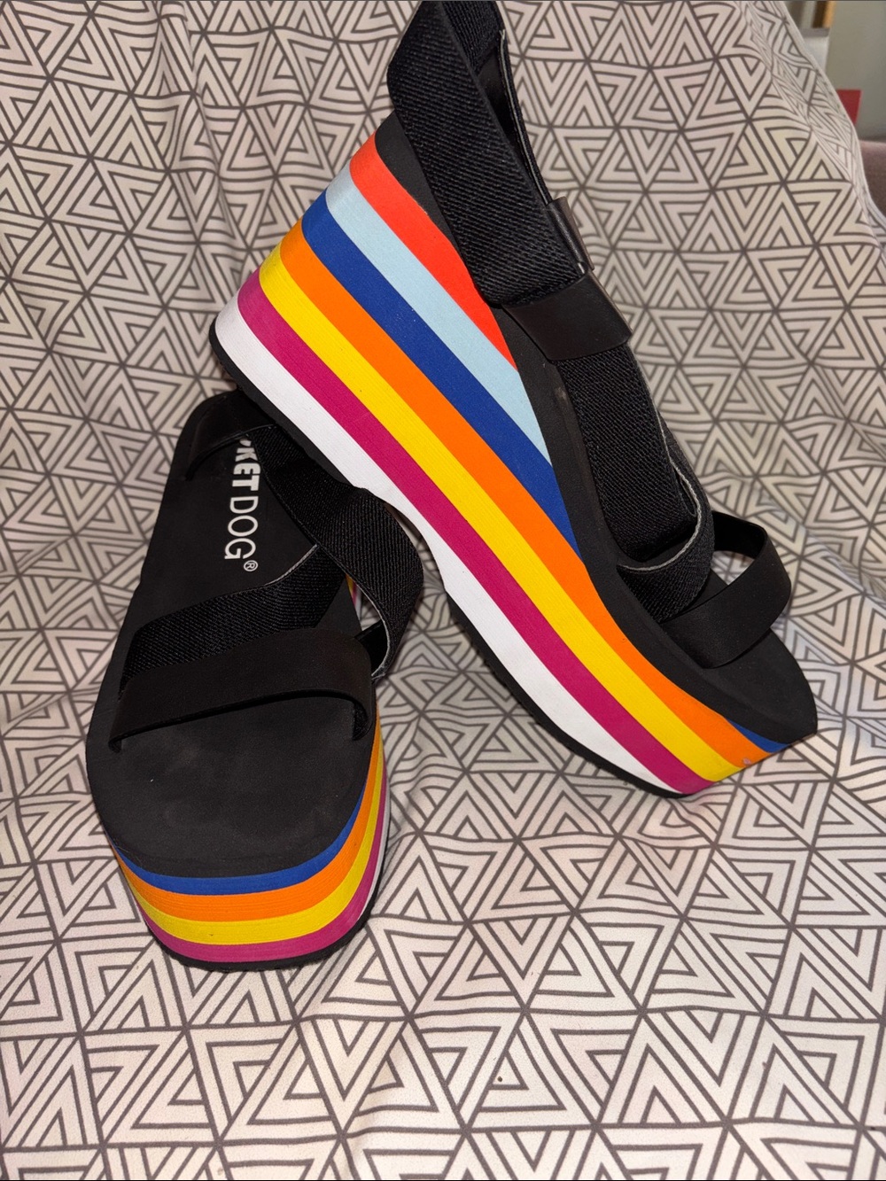Rocket Dog Black Platform Sandals with Multicolor Rainbow Stripes
